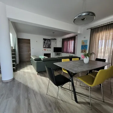 Poros 2 * Протарас